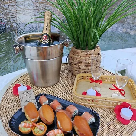 Somme N'en Bulle Campsite Embreville